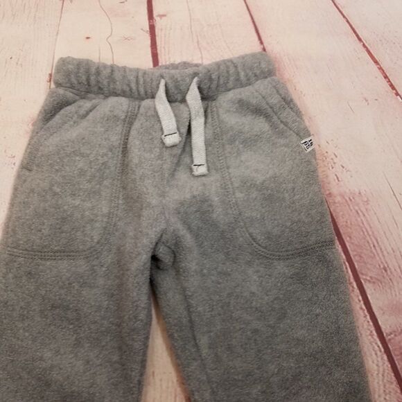 Carter's  Fleece pants 12 months - Picture 2 of 3